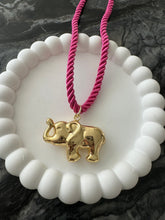 Load image into Gallery viewer, Pura Vibra Necklace
